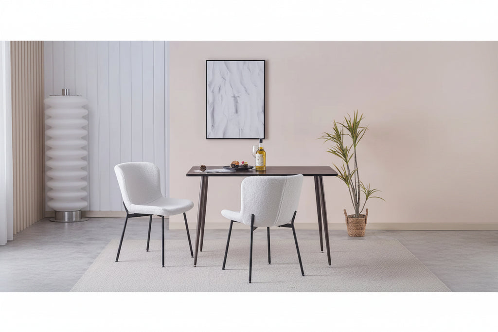 Sillas de comedor tapizadas en tela con patas de acero