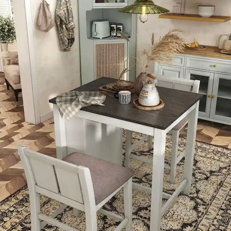 Comedor a Contranivel con Estantes
